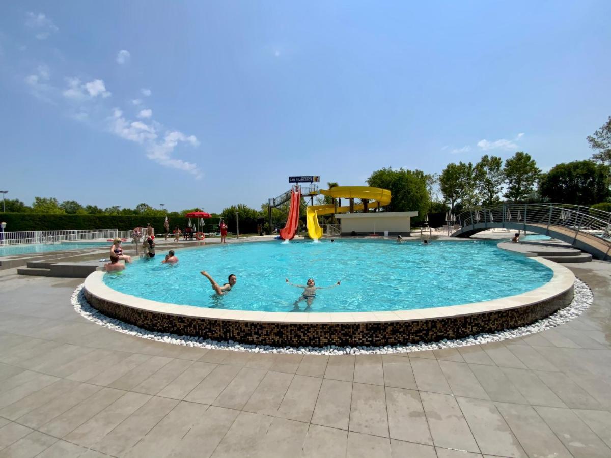 Volare Camp In Villaggio San Francesco Duna Verde Exterior photo