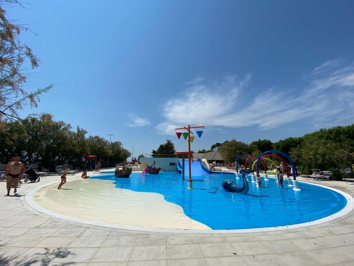 Volare Camp In Villaggio San Francesco Duna Verde Exterior photo